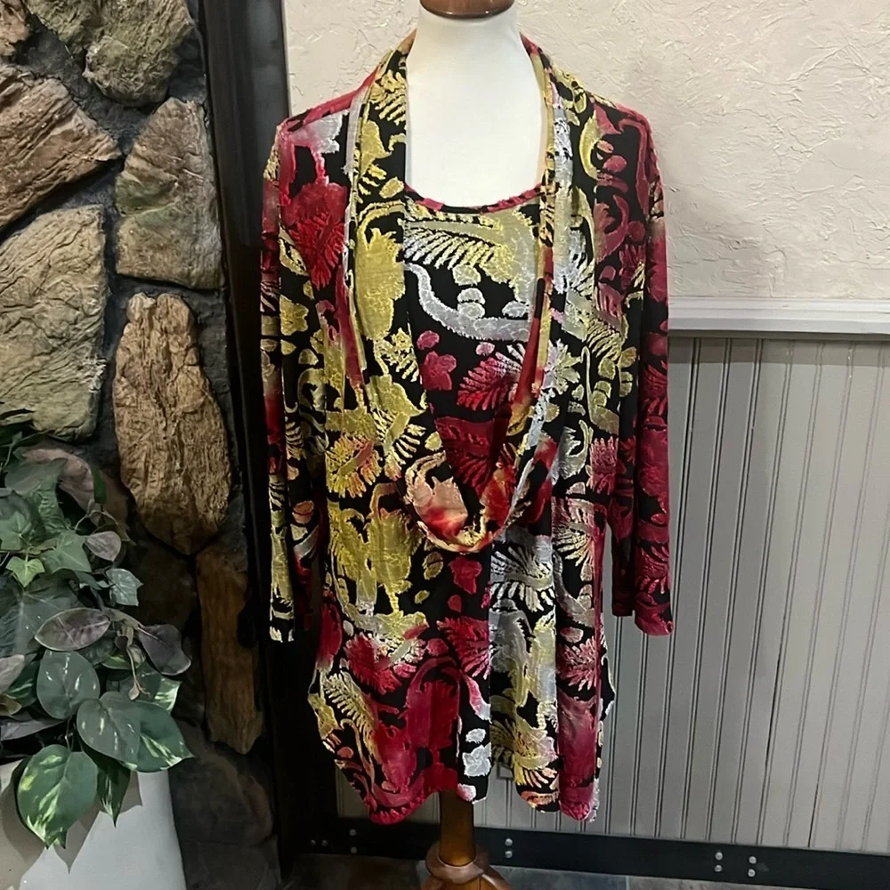 Multiples Tunic - Picture 1 of 7